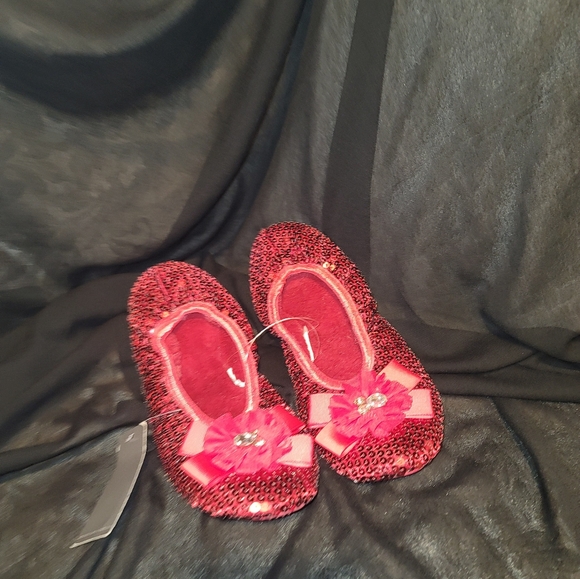 Shoes - Picture 2 of 2